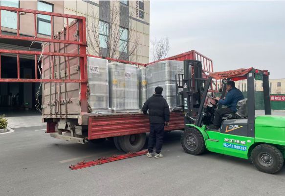 ఫ్యూచర్ కలర్ యొక్క డెకరేటివ్ ఫిల్మ్ సమయానికి లోడ్ అవుతుంది